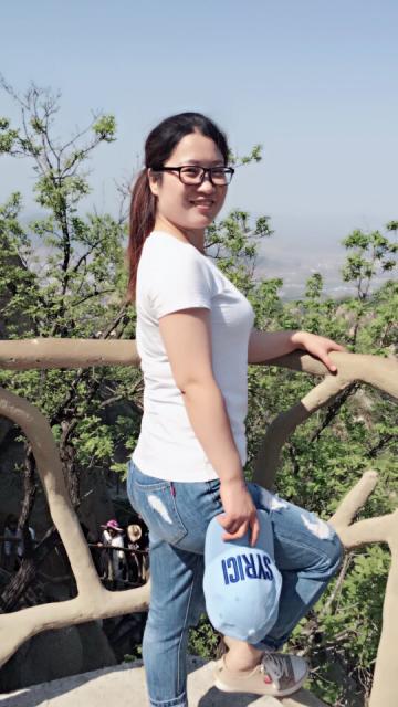 D0014 何丽丽